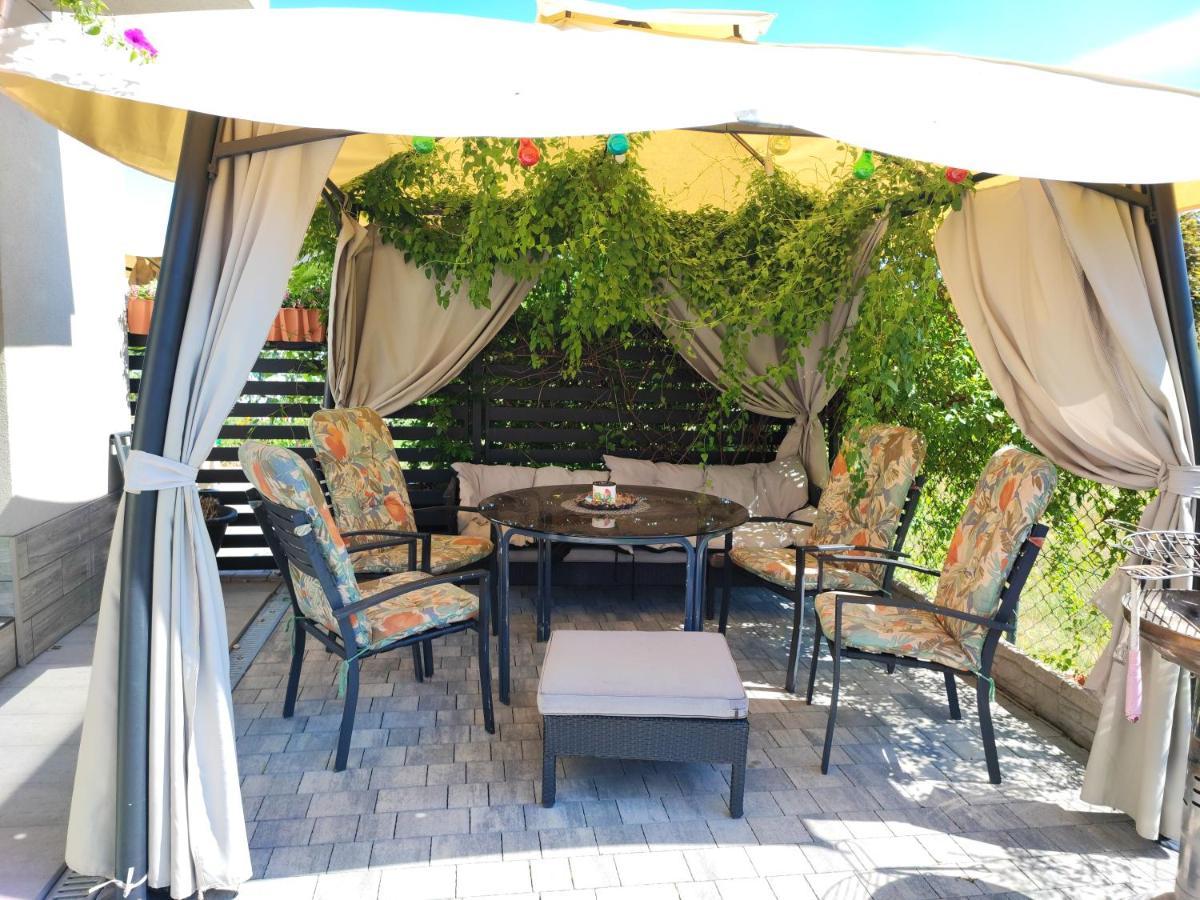 Hotel 4 Foxes Ustka Zewnętrze zdjęcie